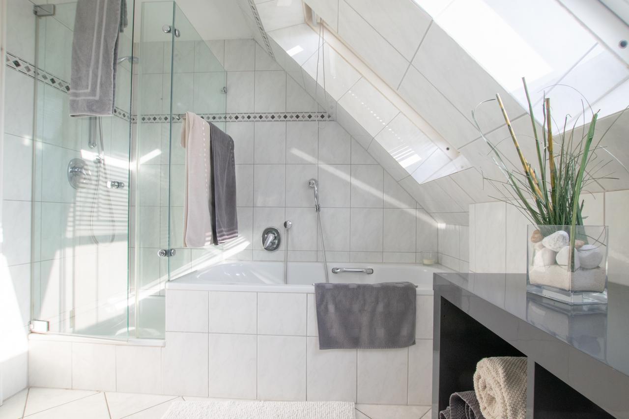Meerbusch Apartments - 3 Room Apartment With Balcony - 20 Min Messe Dus Exterior photo