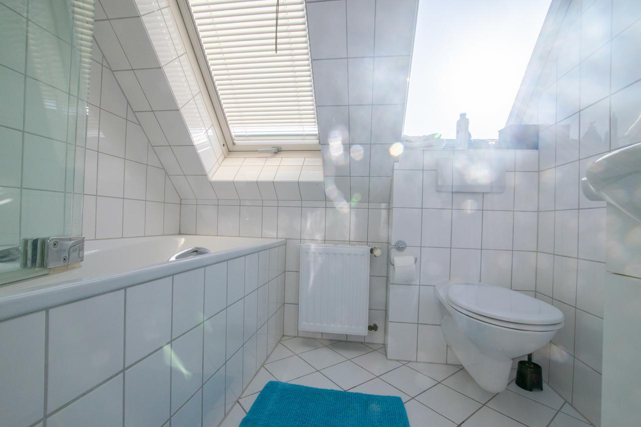 Meerbusch Apartments - 3 Room Apartment With Balcony - 20 Min Messe Dus Exterior photo