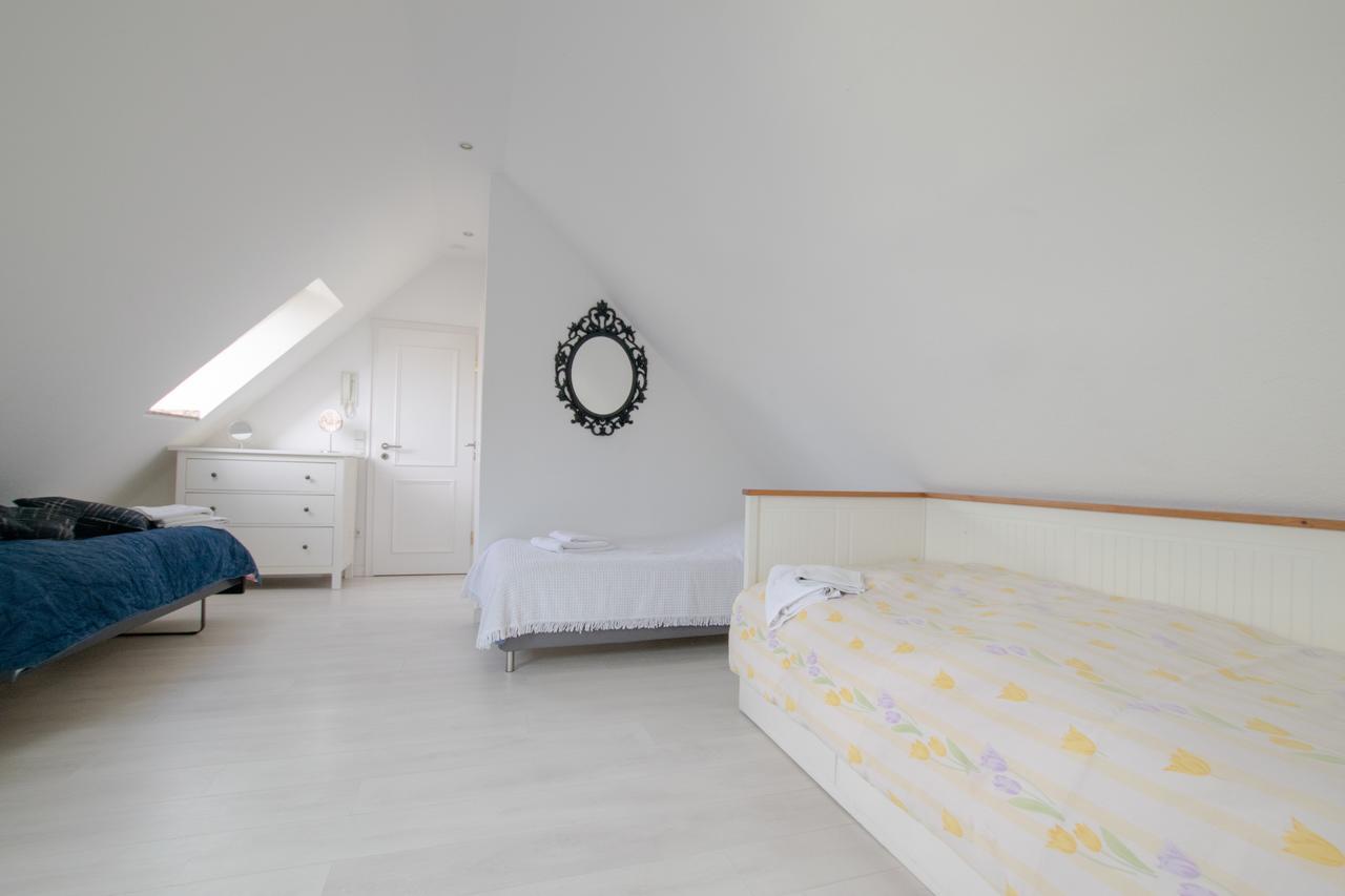 Meerbusch Apartments - 3 Room Apartment With Balcony - 20 Min Messe Dus Exterior photo