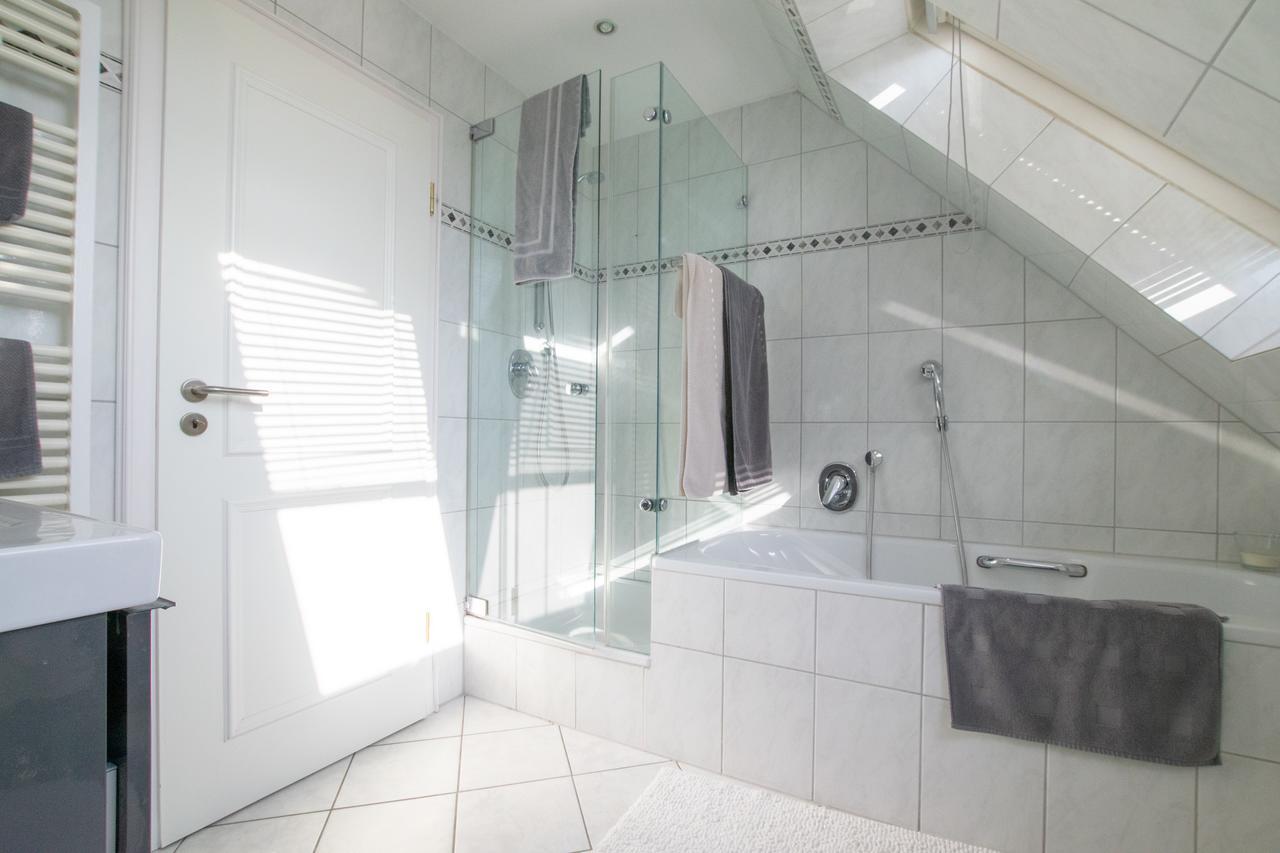 Meerbusch Apartments - 3 Room Apartment With Balcony - 20 Min Messe Dus Exterior photo